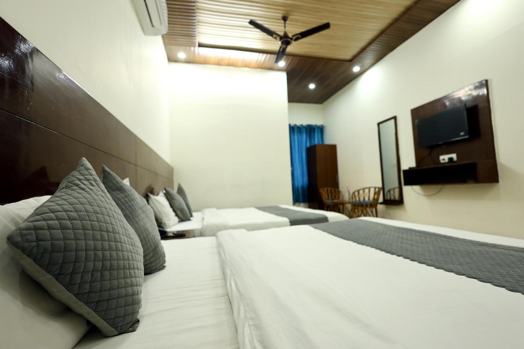 Bhagirathi By Restay Hotels Rishīkesh Eksteriør billede